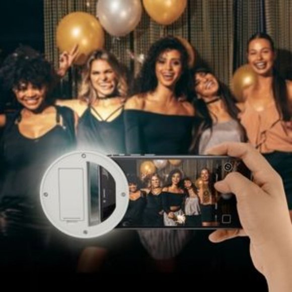 Soar Clip on Selfie Ring Light - Picture 3 of 14